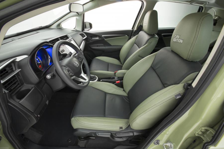  Honda Fit Special Edition by Kylie Tjin 2014 года  (фото 8 из 9)